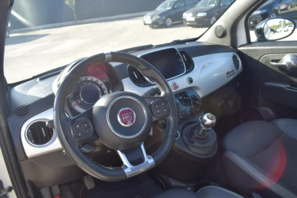 Fiat 500 1.0 Hybrid Connect 9