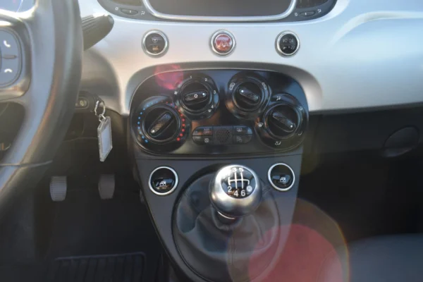 Fiat 500 1.0 Hybrid Connect 27