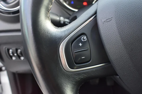 Renault Captur 1.5 dCi Exclusive 16