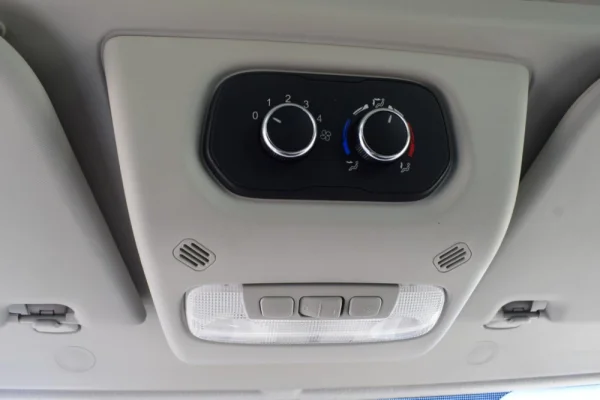 Ford Transit 330 L3 2.0 TDCi H2 Trend 37
