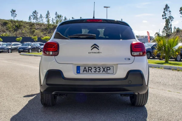 Citroen C3 1.2 PureTech C-Series 6