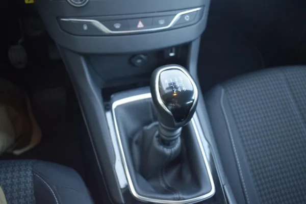 Peugeot 308 1.5 BlueHDi Business Line 16