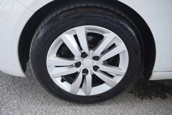 Peugeot 308 1.5 BlueHDi Business Line 23