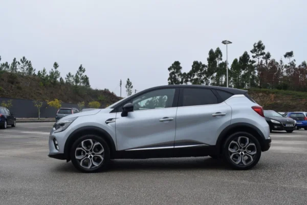 Renault Captur 1.0 TCe Exclusive 4