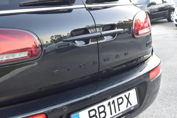 MINI Clubman Cooper D Premium Final Edition Auto 17