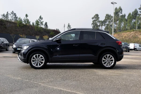 Volkswagen T-Roc 1.0 TSI 4