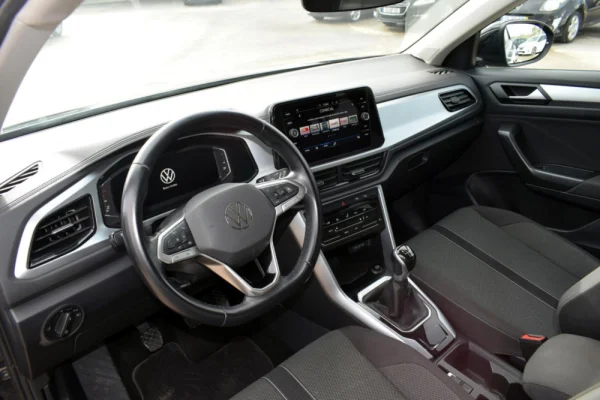 Volkswagen T-Roc 1.0 TSI 23
