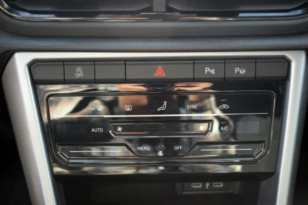 Volkswagen T-Roc 1.0 TSI 32