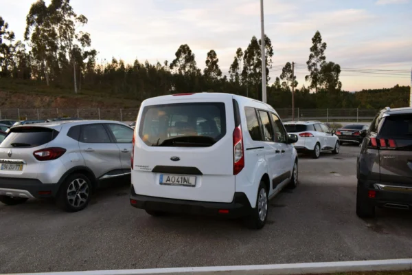 Ford Transit Connect 1.5 TDCi 220 L1 Trend 6