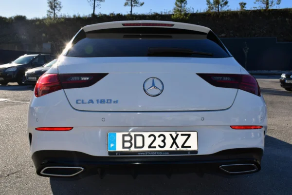 Mercedes-Benz CLA 180 d Shooting Brake AMG Line Aut. 2.0 17