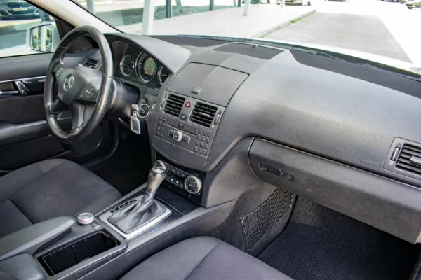 Mercedes-Benz C 200 CDI 21