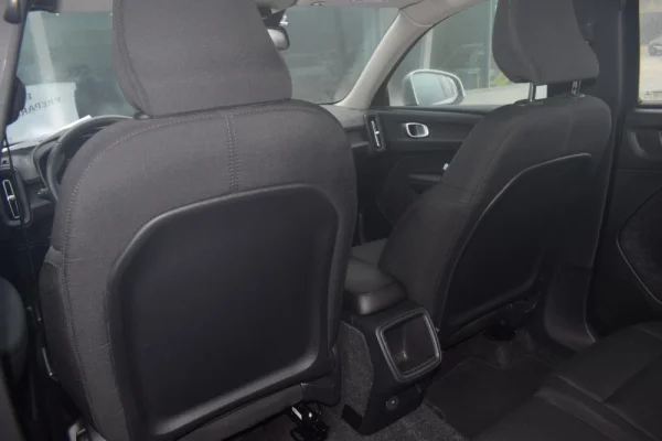 Volvo XC 40 2.0 D3 Momentum 42
