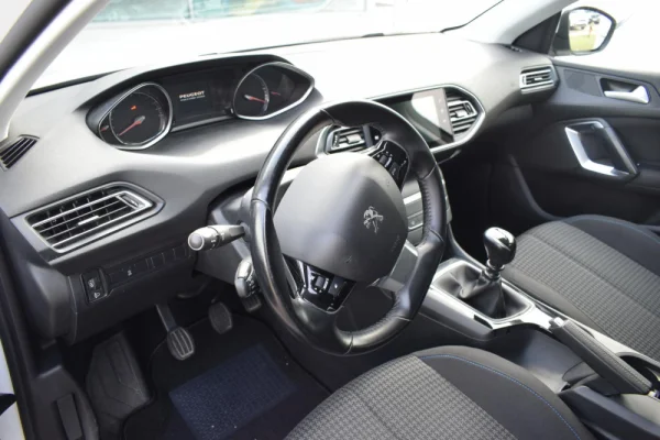 Peugeot 308 SW 1.5 BlueHDi Style 2