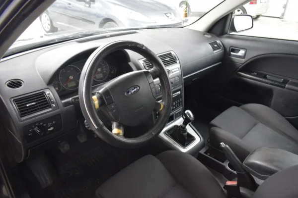 Ford Mondeo 2.0 TDCI 8