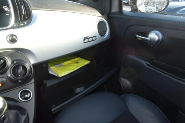 Fiat 500 1.0 Hybrid Connect 36