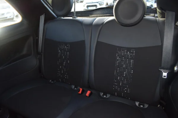 Fiat 500 1.0 Hybrid Connect 39