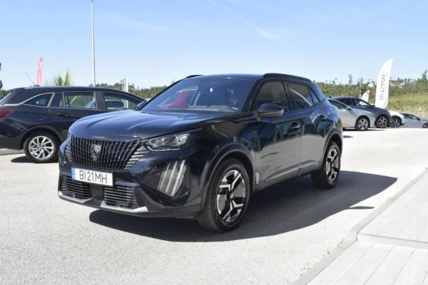 Peugeot 2008 1.2 PureTech Allure Pack 3