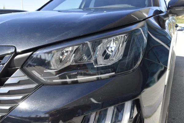 Peugeot 2008 1.2 PureTech Allure Pack 9