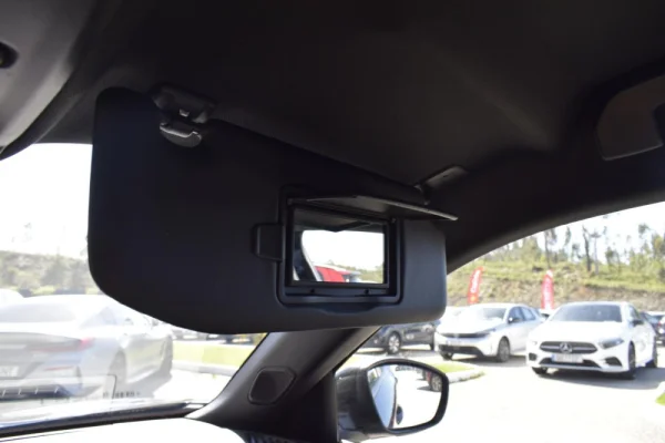 Peugeot 2008 1.2 PureTech Allure Pack 28