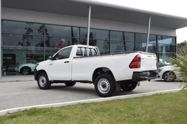 Toyota Hilux 2.4 D-4D 4WD 5