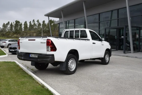 Toyota Hilux 2.4 D-4D 4WD 7