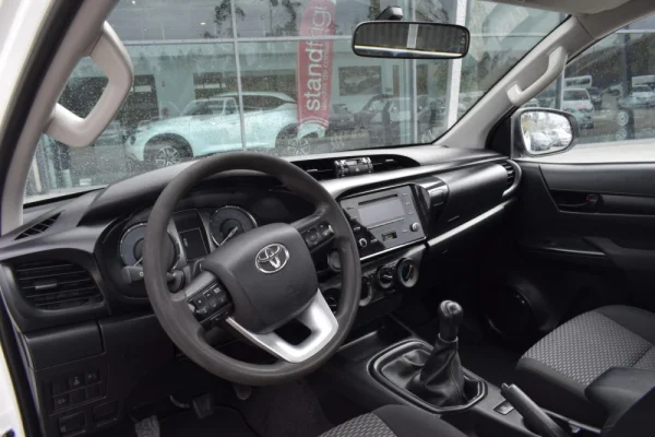 Toyota Hilux 2.4 D-4D 4WD 9