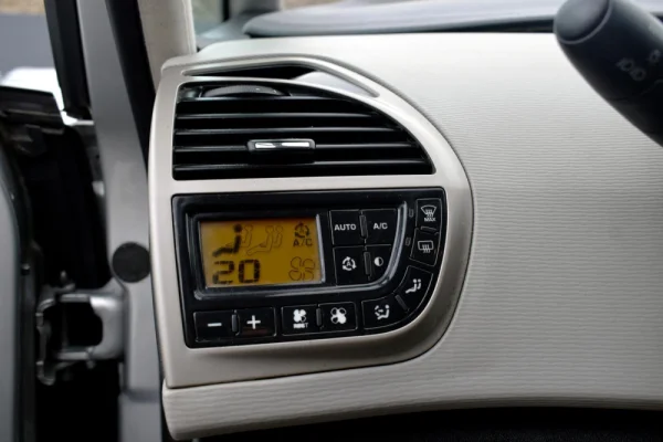 Citroen C4 Grand Picasso 1.6 HDi 13