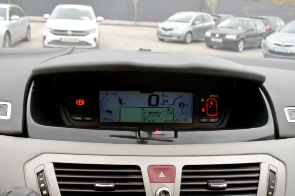 Citroen C4 Grand Picasso 1.6 HDi 17