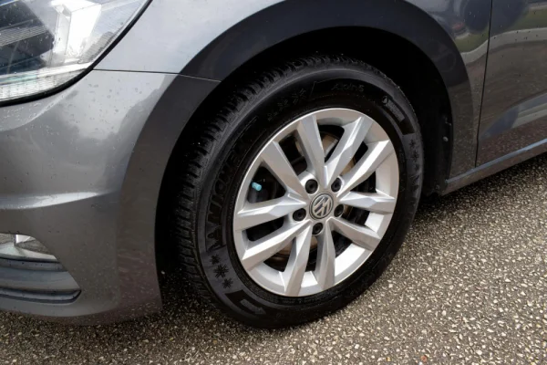 Volkswagen Touran 1.6 TDI Confortline 11