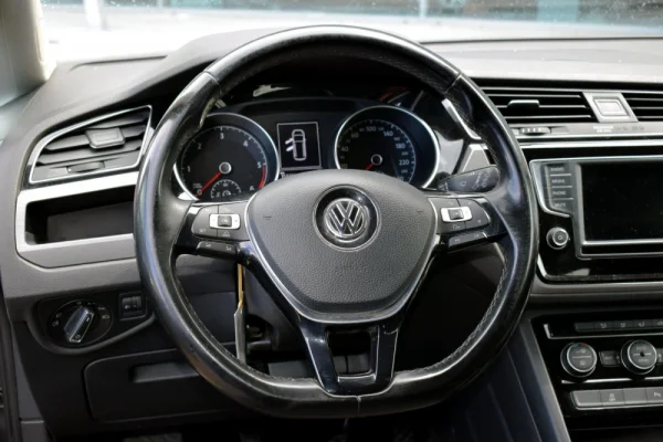 Volkswagen Touran 1.6 TDI Confortline 23