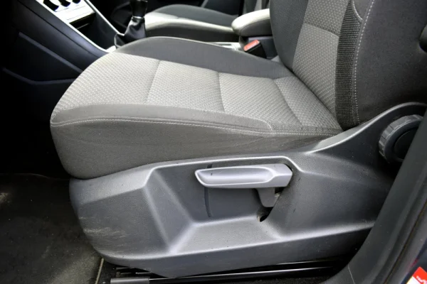 Volkswagen Touran 1.6 TDI Confortline 41