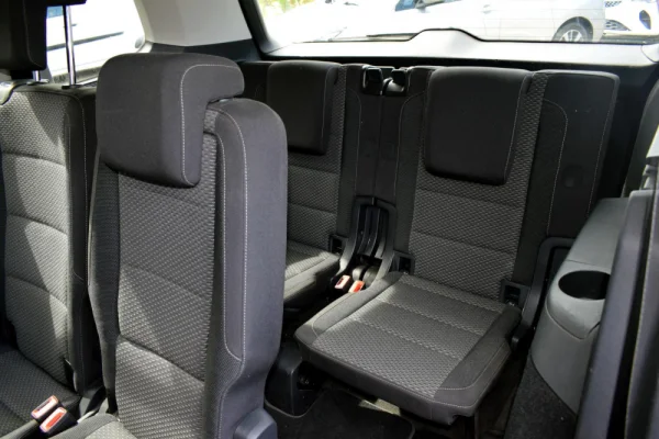 Volkswagen Touran 1.6 TDI Confortline 43