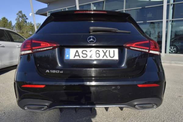 Mercedes-Benz A 180 d AMG Line 2.0 13