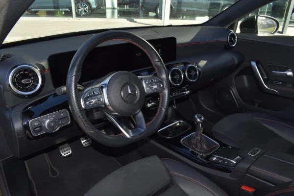 Mercedes-Benz A 180 d AMG Line 2.0 19