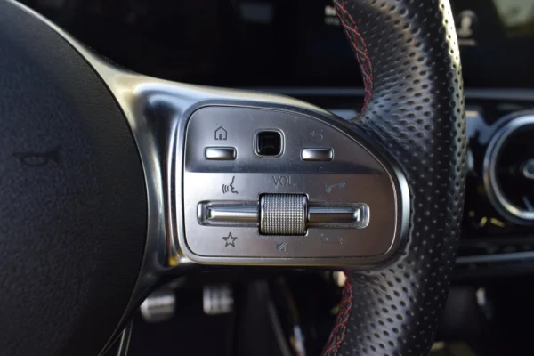 Mercedes-Benz A 180 d AMG Line 2.0 24