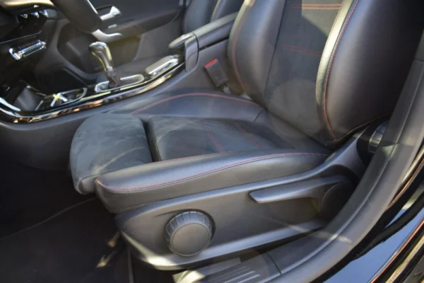 Mercedes-Benz A 180 d AMG Line 2.0 38