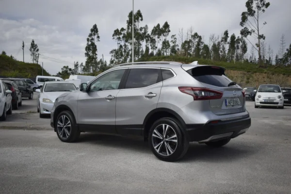 Nissan Qashqai 1.5 dCi N-Connecta 5