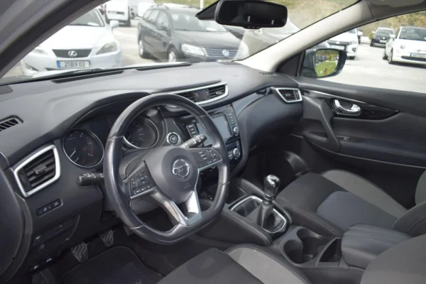 Nissan Qashqai 1.5 dCi N-Connecta 14