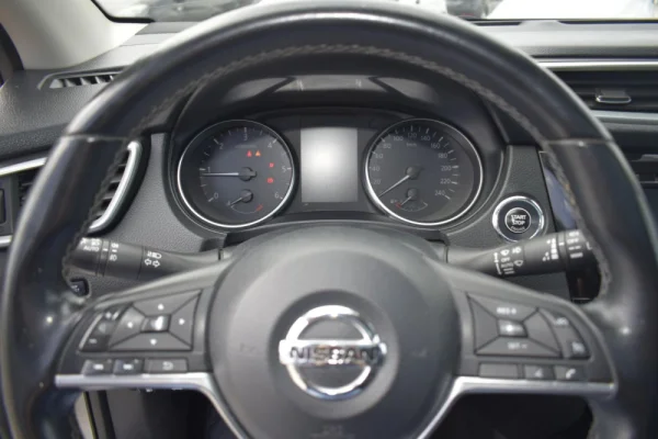 Nissan Qashqai 1.5 dCi N-Connecta 19
