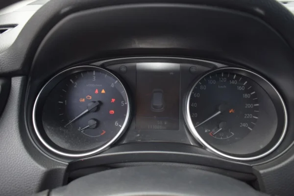 Nissan Qashqai 1.5 dCi N-Connecta 18