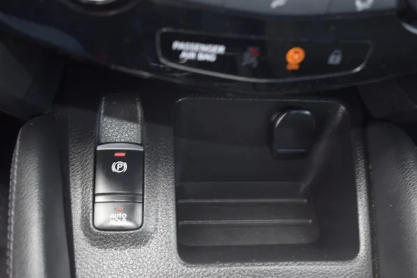 Nissan Qashqai 1.5 dCi N-Connecta 28