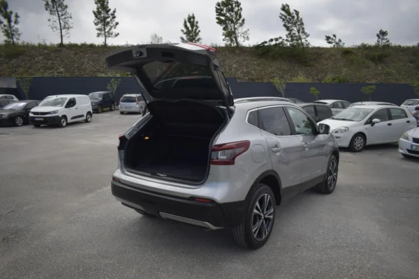 Nissan Qashqai 1.5 dCi N-Connecta 37