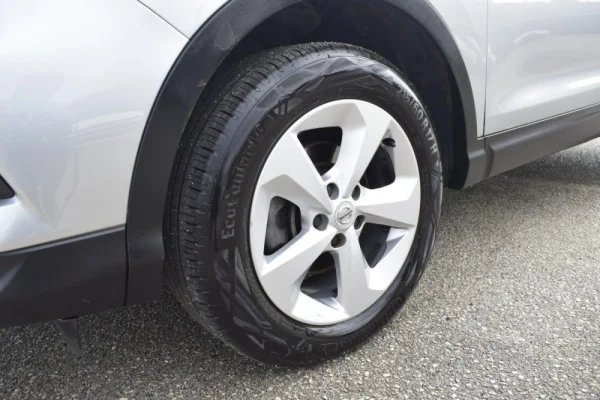Nissan Qashqai 1.5 dCi N-Connecta Business 11