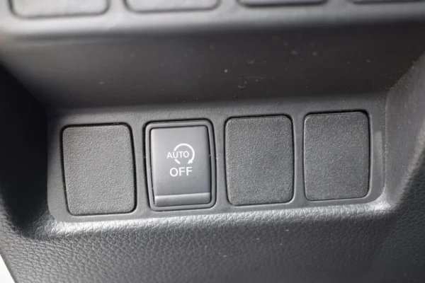 Nissan Qashqai 1.5 dCi N-Connecta Business 30