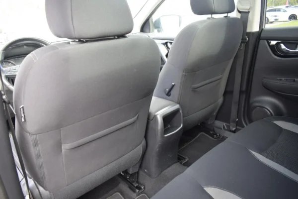 Nissan Qashqai 1.5 dCi N-Connecta Business 45