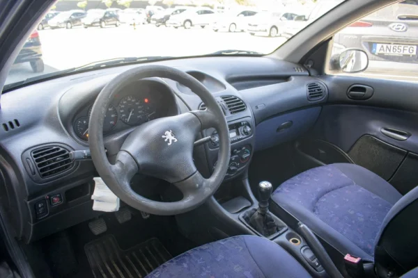 Peugeot 206 1.1 11