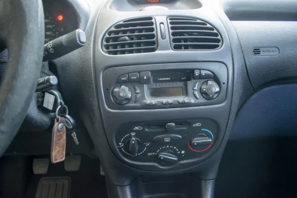 Peugeot 206 1.1 13