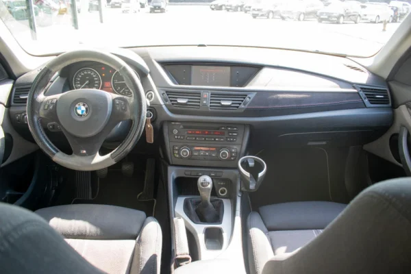 BMW X1 sDrive 18d 13