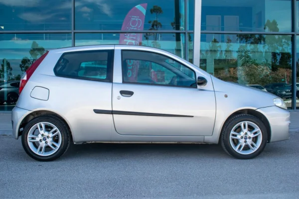 Fiat Punto 70 JTD Multijet 8