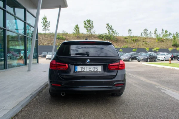 BMW 318 d Touring Sport 4